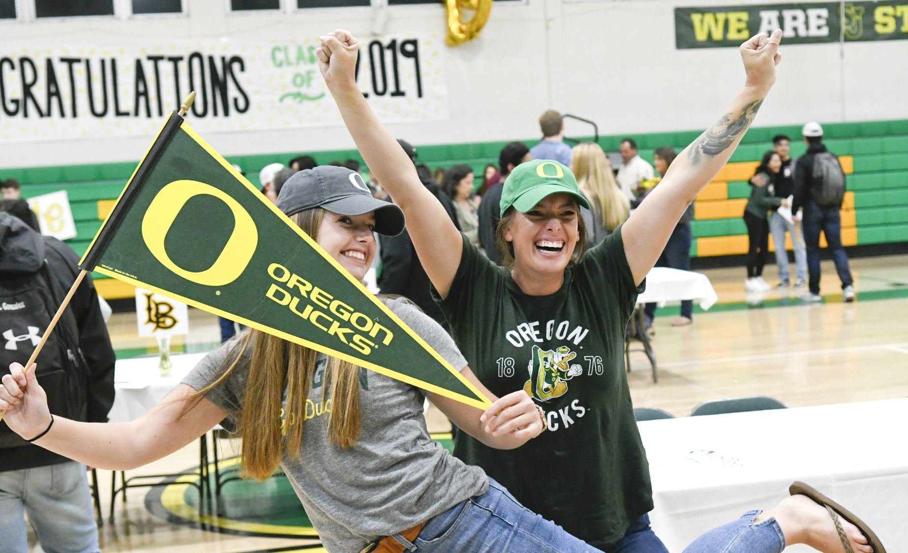 051619 St Joseph signing 01.jpg